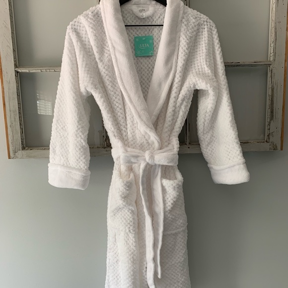 Ulta Beauty Intimates & Sleepwear Nwt Ulta Plush Bathrobe Poshmark